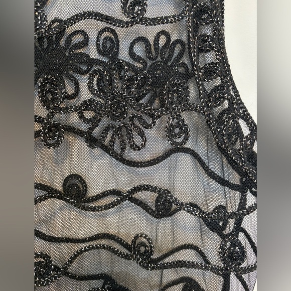 Valenti sheer embroidered vest , sz : medium - Picture 6 of 7